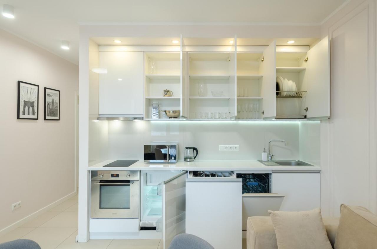 Petrovdom Apartments 13-141 In Rc New York Concept House, 74 Antonovycha Street 키예프 외부 사진